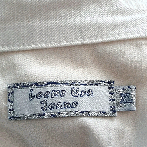 Jean jacket fit like large - Picture 5 of 5